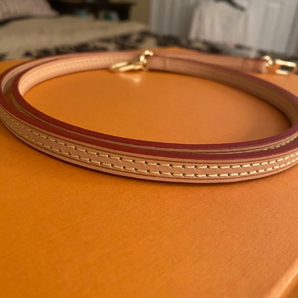 Vachetta leather strap